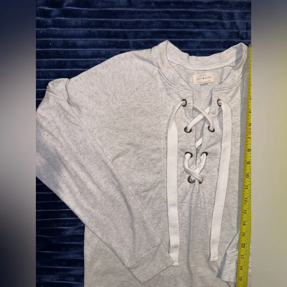 Lucky brand lace up Sweatshirt grey size small woman’s juniors